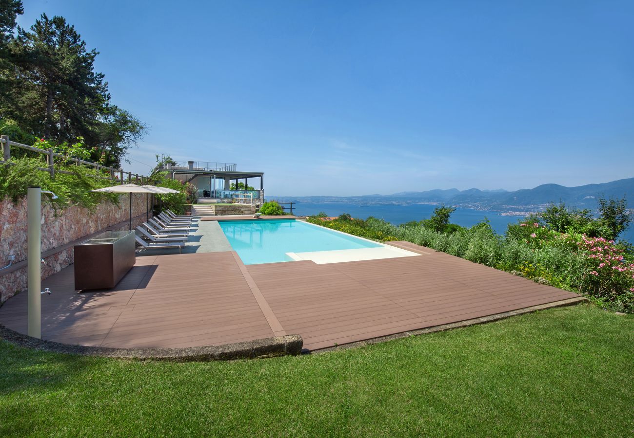 Villa a Torri del Benaco - Villa GEMMMA with Private Pool