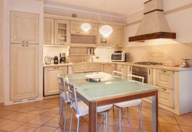Appartamento a Torri del Benaco - Apartment Casetta Alla Pozza in Torri Del Benaco Appartamento a Torri del Benaco - Apartment Casetta Alla Pozza in Torri Del Benaco