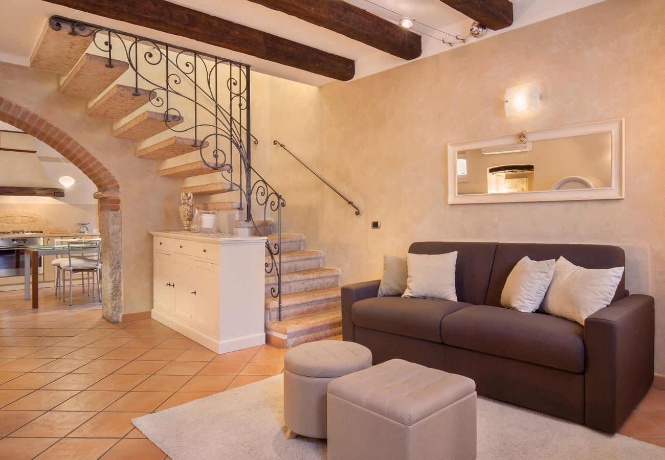 Appartamento a Torri del Benaco - Apartment Casetta Alla Pozza in Torri Del Benaco Appartamento a Torri del Benaco - Apartment Casetta Alla Pozza in Torri Del Benaco