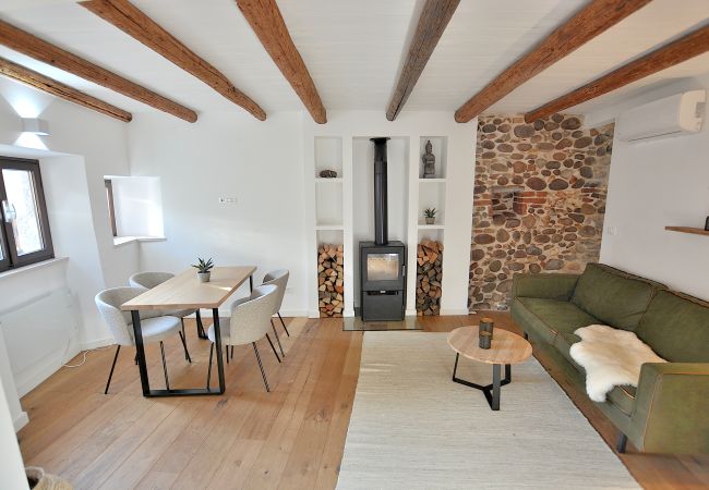 Appartamento a Calmasino - Casetta Renzi with Terrace Appartamento a Calmasino - Casetta Renzi with Terrace