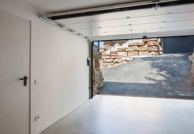 Villa a San Zeno di Montagna - Villa Montelago With Pool Villa a San Zeno di Montagna - Villa Montelago With Pool