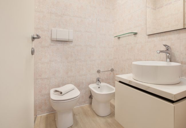 Appartamento a Torri del Benaco - Apartment La Casa Di  Arianna Appartamento a Torri del Benaco - Apartment La Casa Di  Arianna