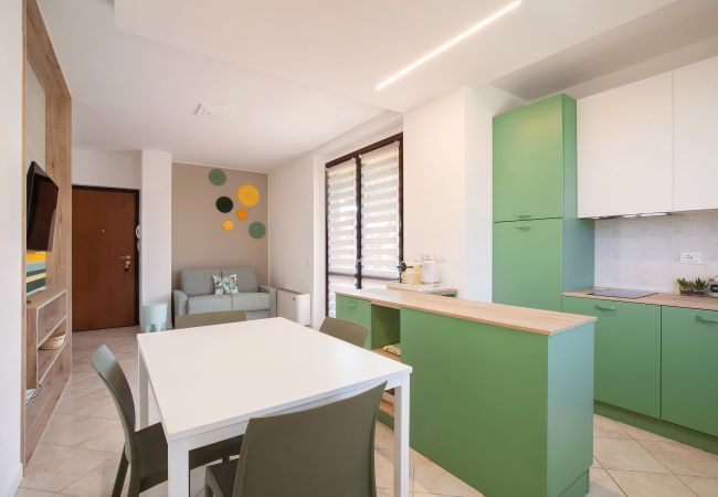 Appartamento a Lazise - Apartment Smeraldo with Pool Appartamento a Lazise - Apartment Smeraldo with Pool