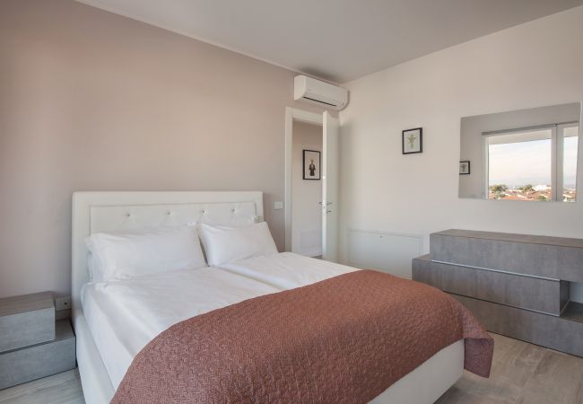 Appartamento a Peschiera del Garda - Perla Garda Lake Apartment With Pool Appartamento a Peschiera del Garda - Perla Garda Lake Apartment With Pool