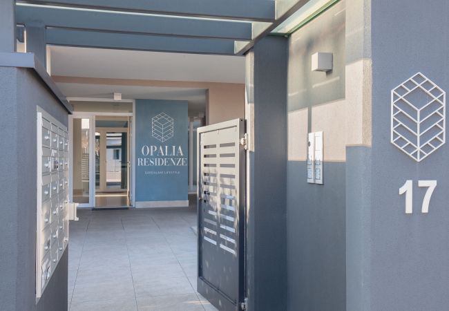 Appartamento a Peschiera del Garda - Perla Garda Lake Apartment With Pool Appartamento a Peschiera del Garda - Perla Garda Lake Apartment With Pool