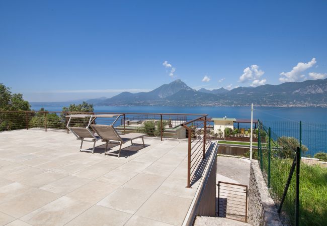 Appartamento a Torri del Benaco - Wally s Terrace Apartment With Pool Appartamento a Torri del Benaco - Wally s Terrace Apartment With Pool