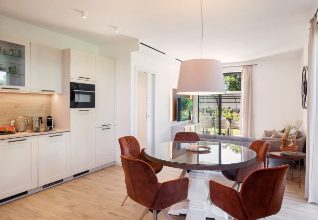 Appartamento a Lazise - Apartment Petra with Pool Appartamento a Lazise - Apartment Petra with Pool