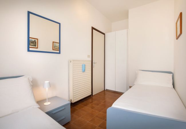 Appartamento a Cisano - Apartment Noon with Pool Appartamento a Cisano - Apartment Noon with Pool