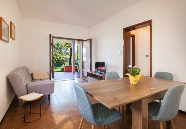 Appartamento a Cisano - Apartment Noon with Pool Appartamento a Cisano - Apartment Noon with Pool