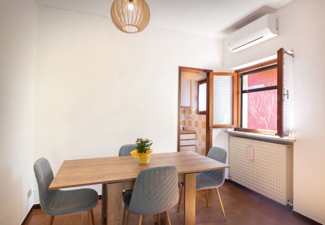 Appartamento a Cisano - Apartment Noon with Pool Appartamento a Cisano - Apartment Noon with Pool