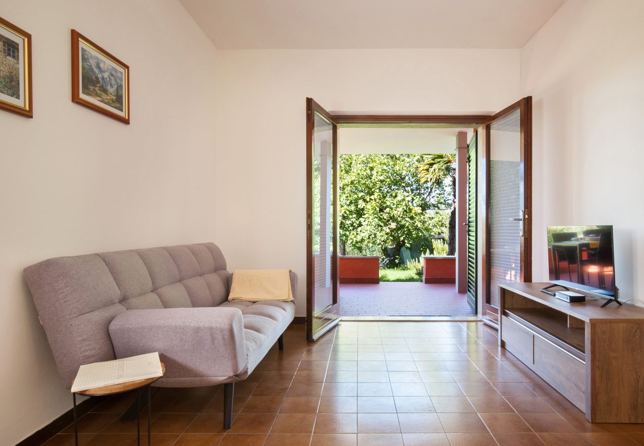 Appartamento a Cisano - Apartment Noon with Pool Appartamento a Cisano - Apartment Noon with Pool