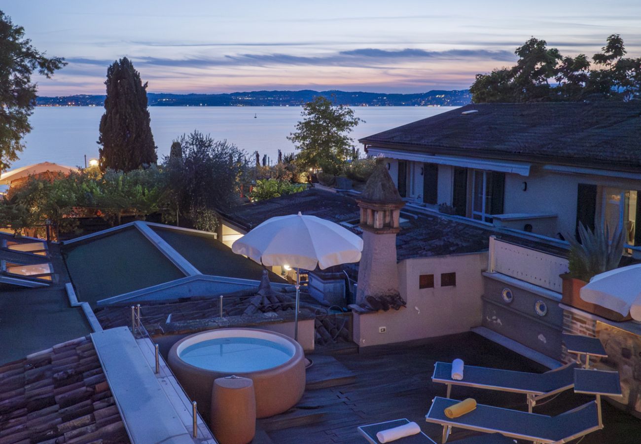 Appartamento a Sirmione - Arcimboldo House Appartamento a Sirmione - Arcimboldo House