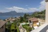 Appartamento a Torri del Benaco - Towerhill Apartment with Roofterrace and shared Po