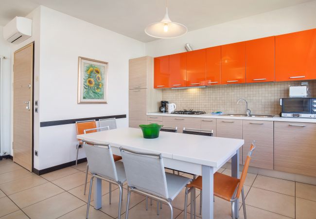 Apartment in Torri del Benaco - Casa al Lago With Pool And Lake View Apartment in Torri del Benaco - Casa al Lago With Pool And Lake View