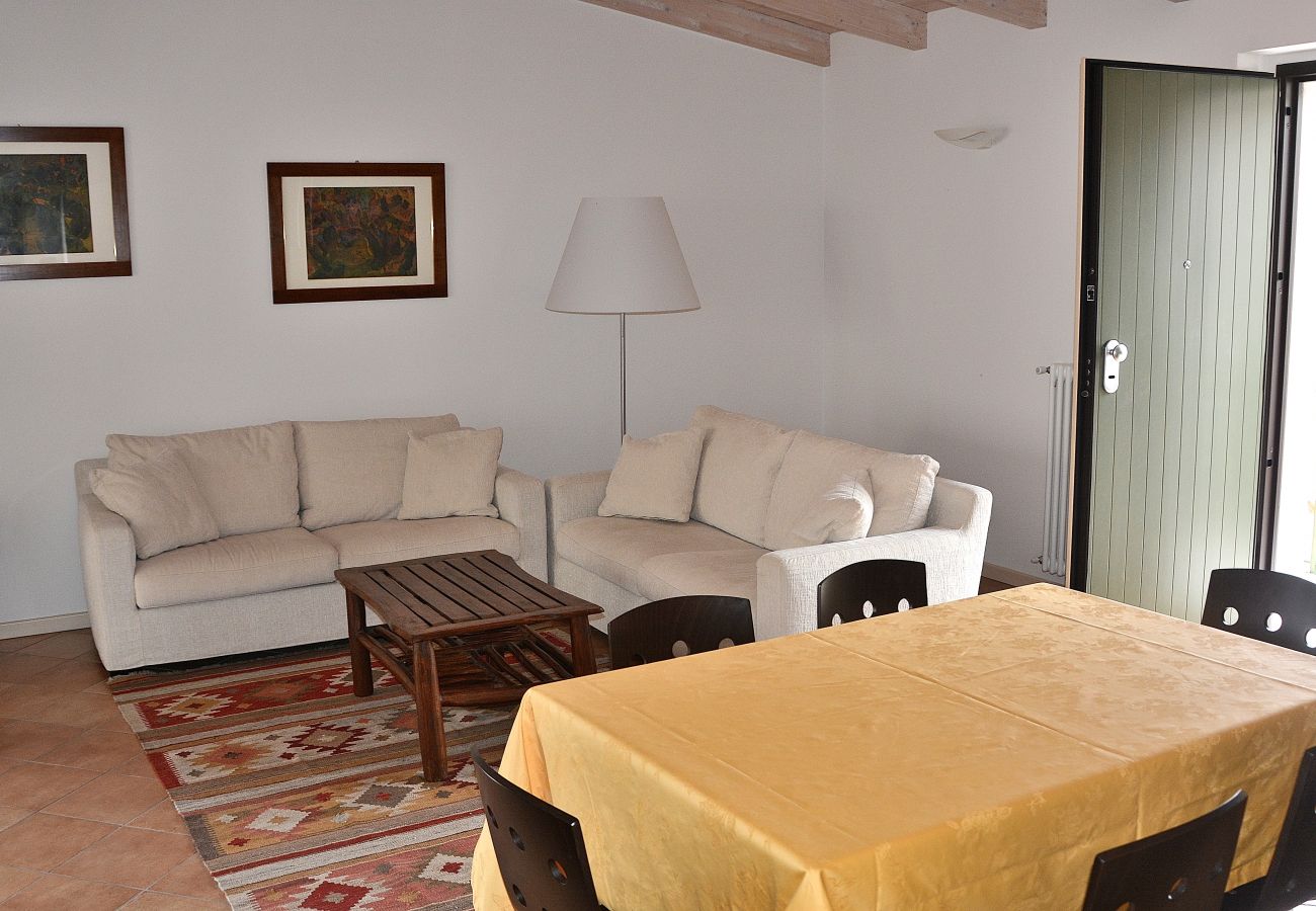 Apartment in Torri del Benaco - Residence Alle Torri With Pool