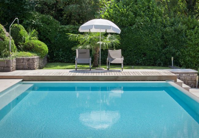 Villa in Torri del Benaco - Villa Sybille With Pool And Lake View Villa in Torri del Benaco - Villa Sybille With Pool And Lake View