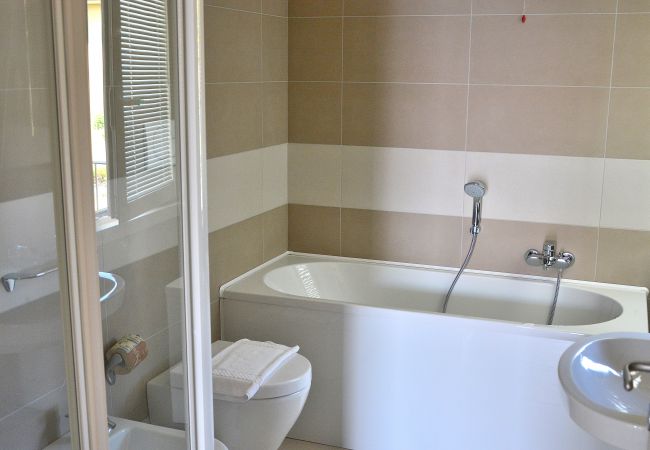 House in Garda - Cà Gardesana With Pool House in Garda - Cà Gardesana With Pool