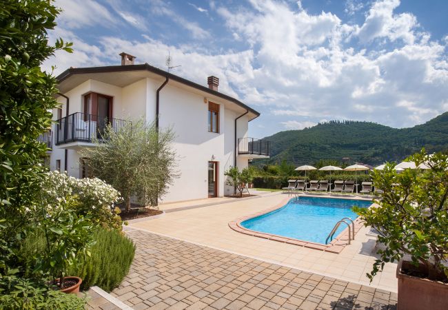 Villa in Garda - Cà Le Terrazze With Pool Villa in Garda - Cà Le Terrazze With Pool