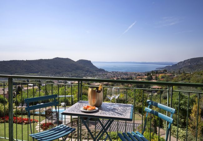  in Costermano - Casa Montegolo With Pool And Lake View