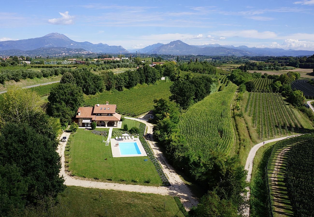 Villa in Lazise - Villa Gasco With Pool