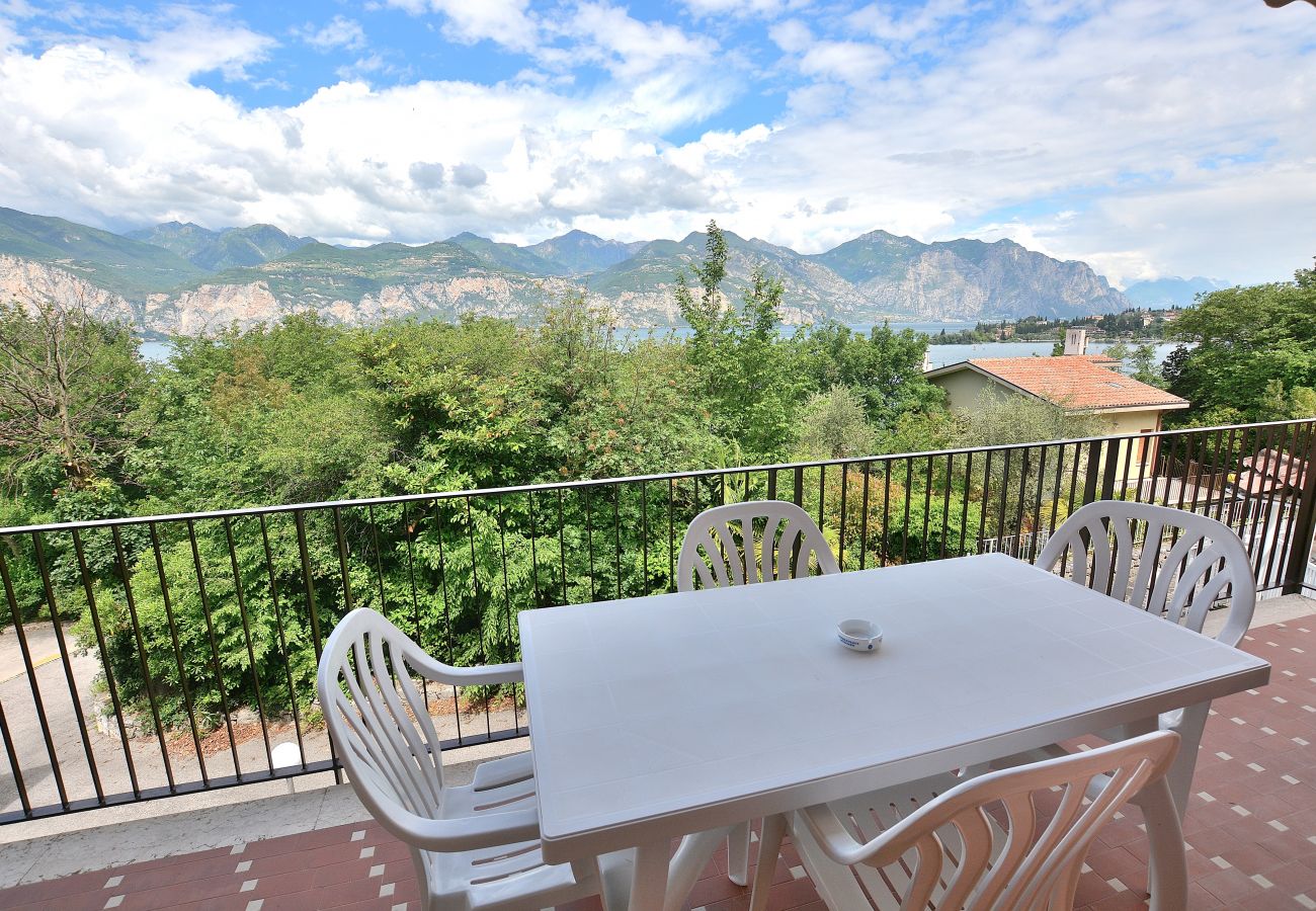 Apartment in Malcesine - Apartment Candor With Pool