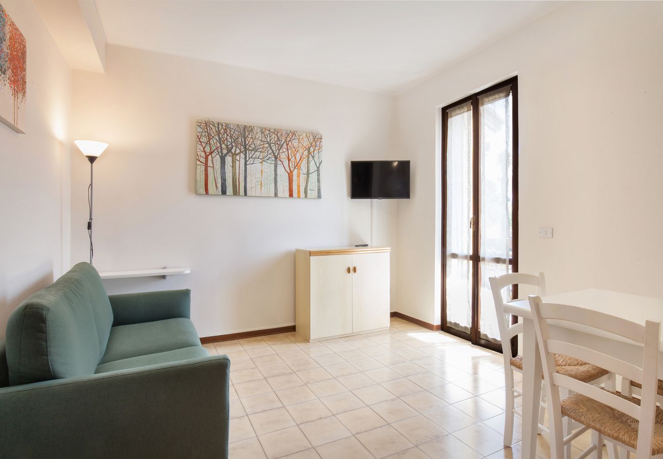 Apartment in Lazise - Apartment Rosa Cinderella With Pool Apartment in Lazise - Apartment Rosa Cinderella With Pool