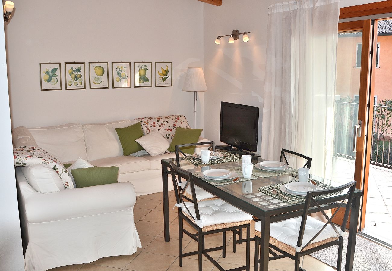 Apartment in Torri del Benaco - Apartment Bardino with Pool and Lake View