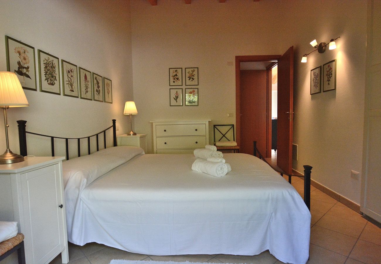 Apartment in Torri del Benaco - Apartment Bardino with Pool and Lake View