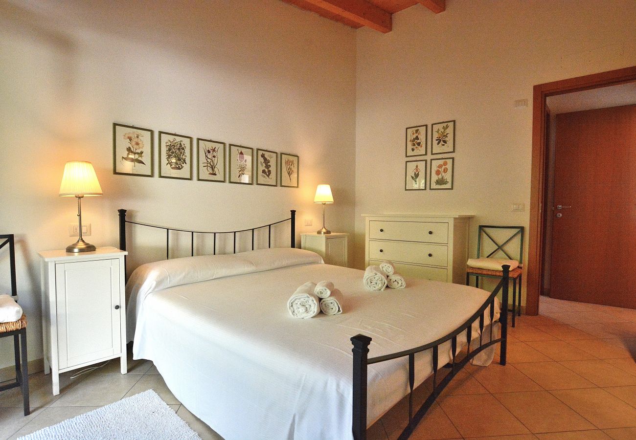 Apartment in Torri del Benaco - Apartment Bardino with Pool and Lake View