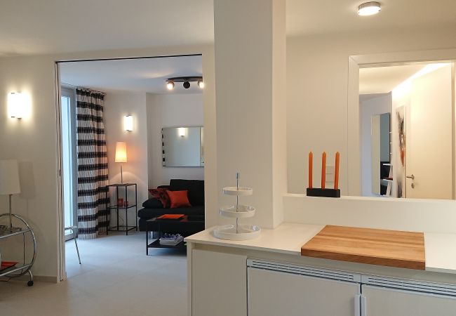 Villa in Limone sul Garda - Villa Abetaia With Pool And Lake View Villa in Limone sul Garda - Villa Abetaia With Pool And Lake View