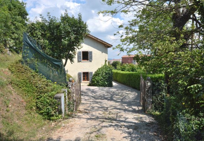 Chalet in Costermano - Rustico Villa Marciaga With Pool Chalet in Costermano - Rustico Villa Marciaga With Pool