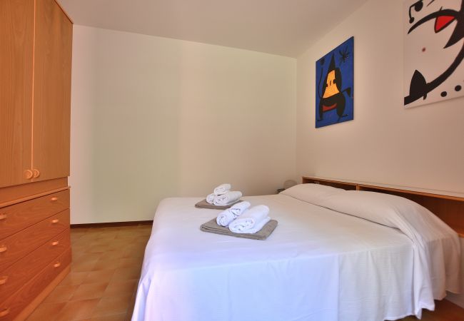 Apartment in Bardolino - Apartment Joan Mirò With Pool Apartment in Bardolino - Apartment Joan Mirò With Pool