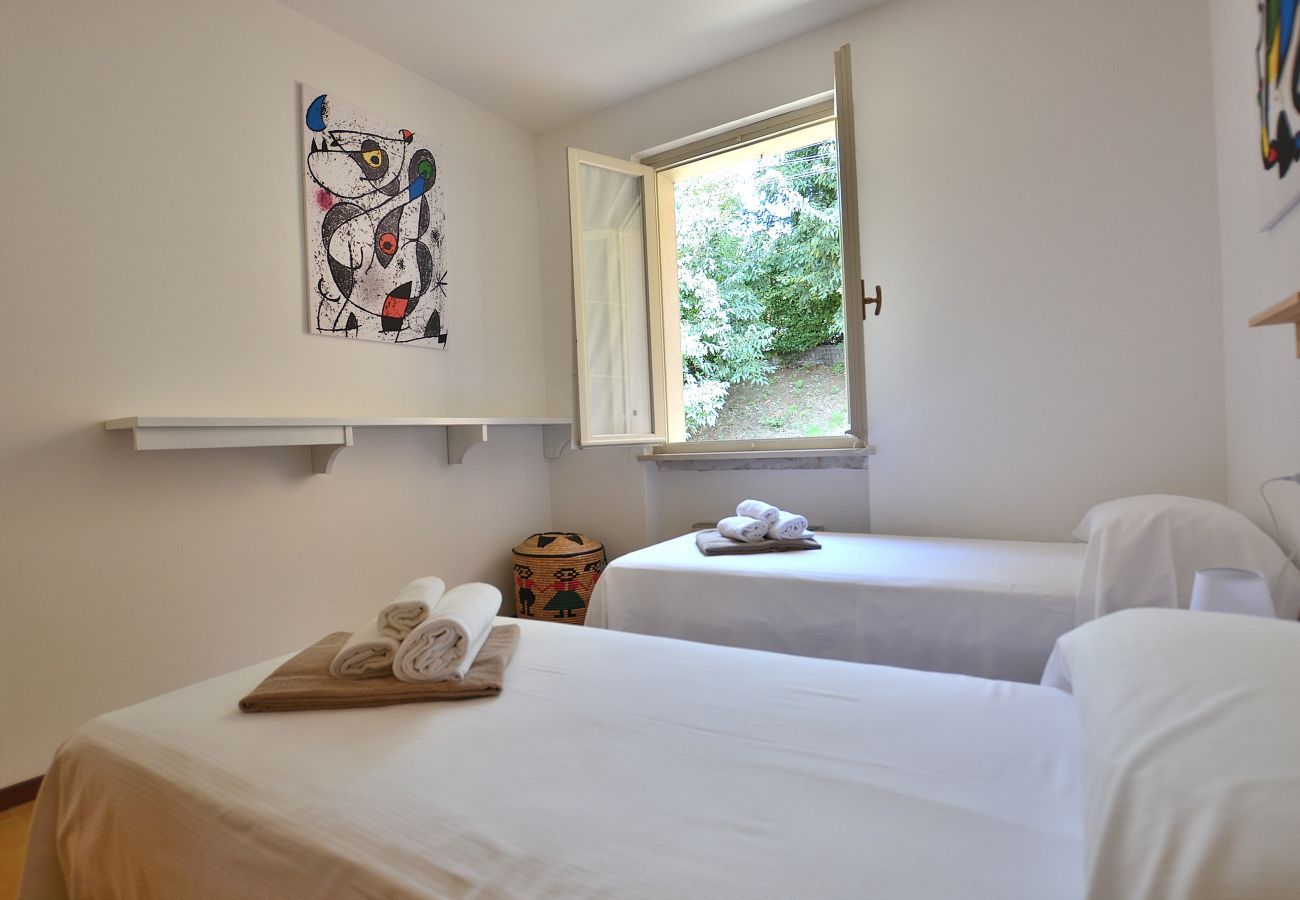 Apartment in Bardolino - Apartment  Joan Mirò With Pool