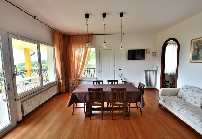 Apartment in Costermano - Orange Apartment In Marciaga di Costermano Apartment in Costermano - Orange Apartment In Marciaga di Costermano