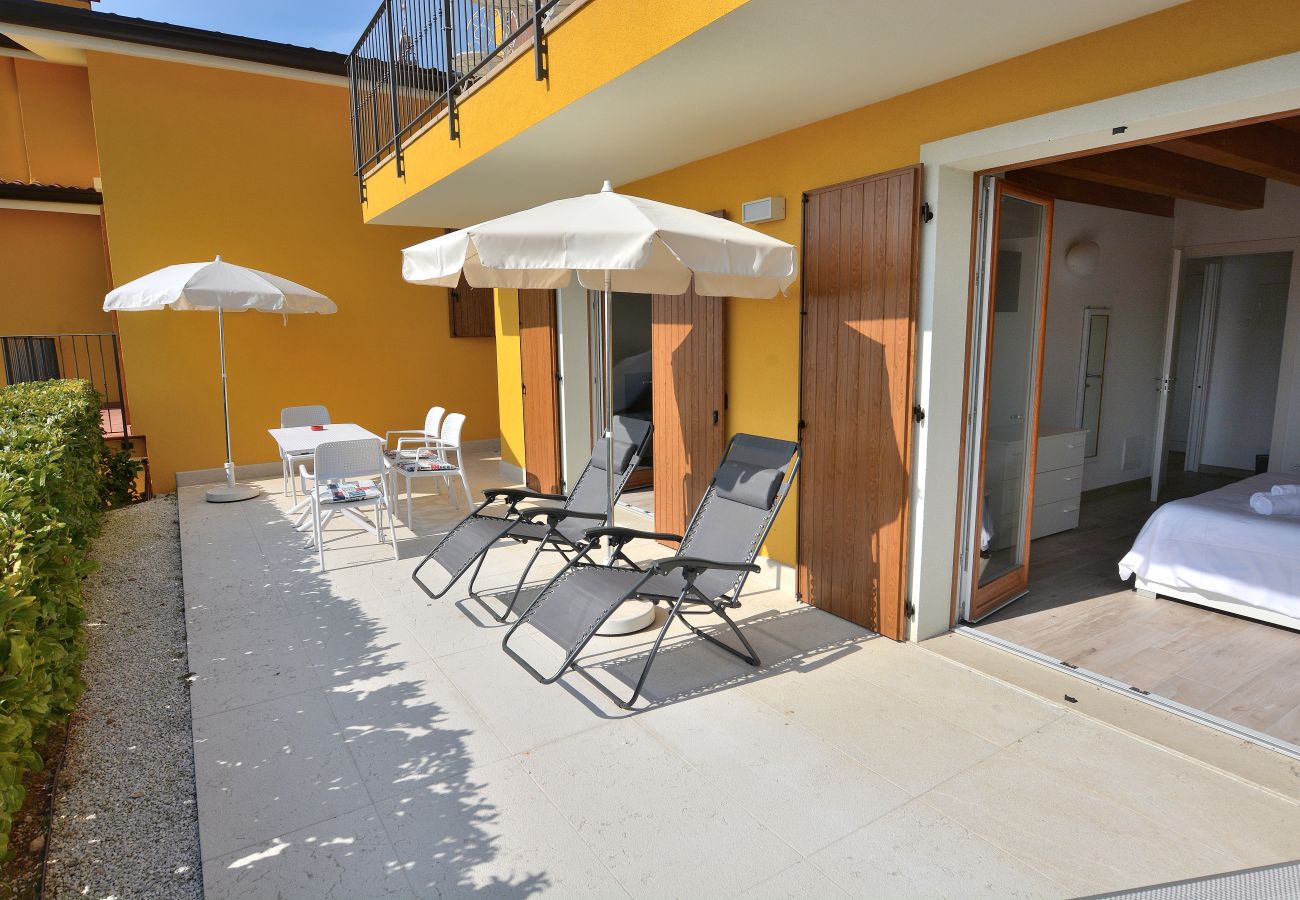Apartment in Costermano - Red Apartment in Marciaga di Costermano