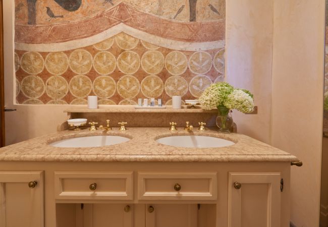 Villa in Verona - Villa Torre di Terzolan With Pool and Jacuzzi Villa in Verona - Villa Torre di Terzolan With Pool and Jacuzzi