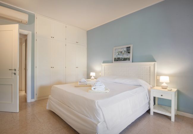 Villa in Torri del Benaco - Villa Ilaria with private pool and lake view Villa in Torri del Benaco - Villa Ilaria with private pool and lake view