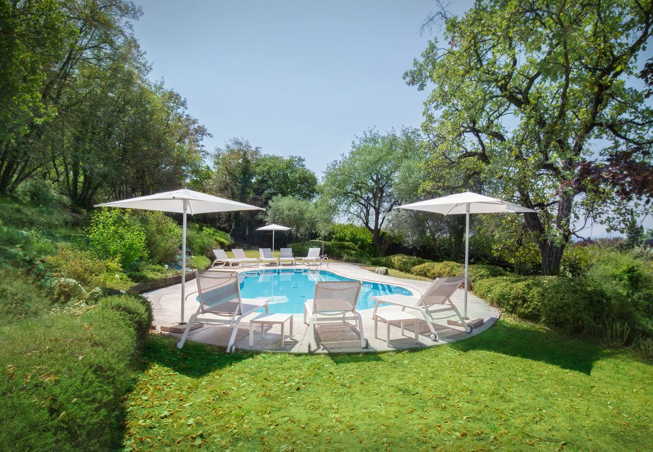 Villa in Torri del Benaco - Villa Ilaria with private pool and lake view