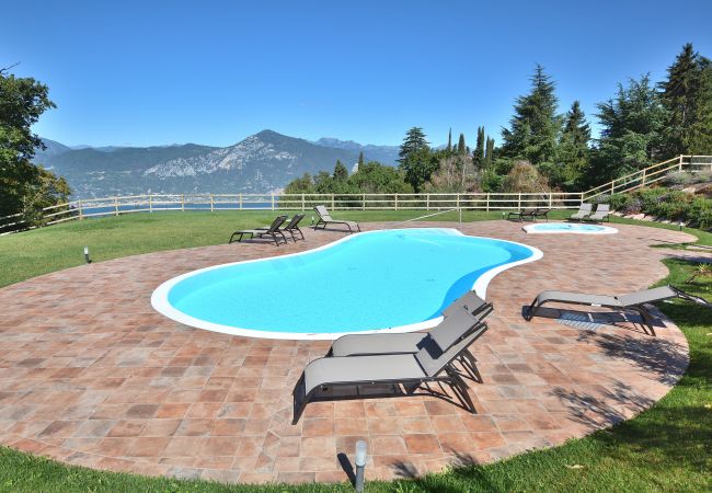 Apartment in San Zeno di Montagna - Apartment Borgo Montagna With Pool Apartment in San Zeno di Montagna - Apartment Borgo Montagna With Pool