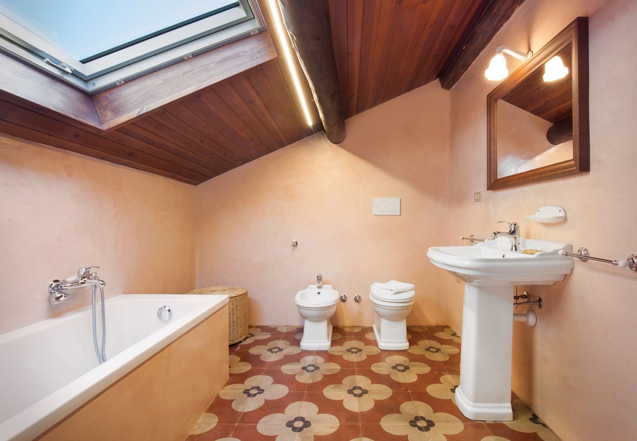 Chalet in San Pietro in Cariano - Casa Del Custode In The Heart Of Valpolicella