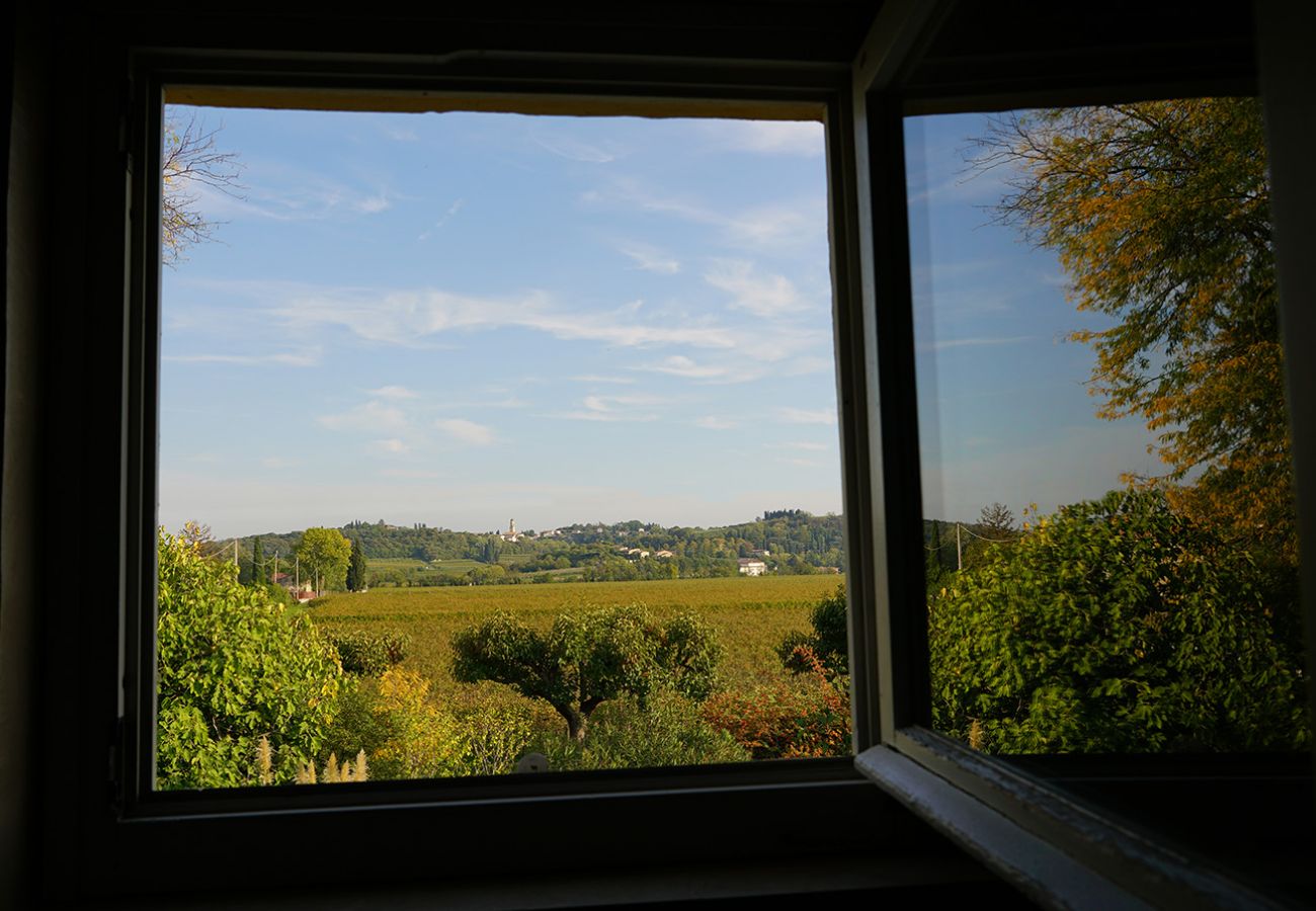 Chalet in San Pietro in Cariano - Casa Del Custode In The Heart Of Valpolicella