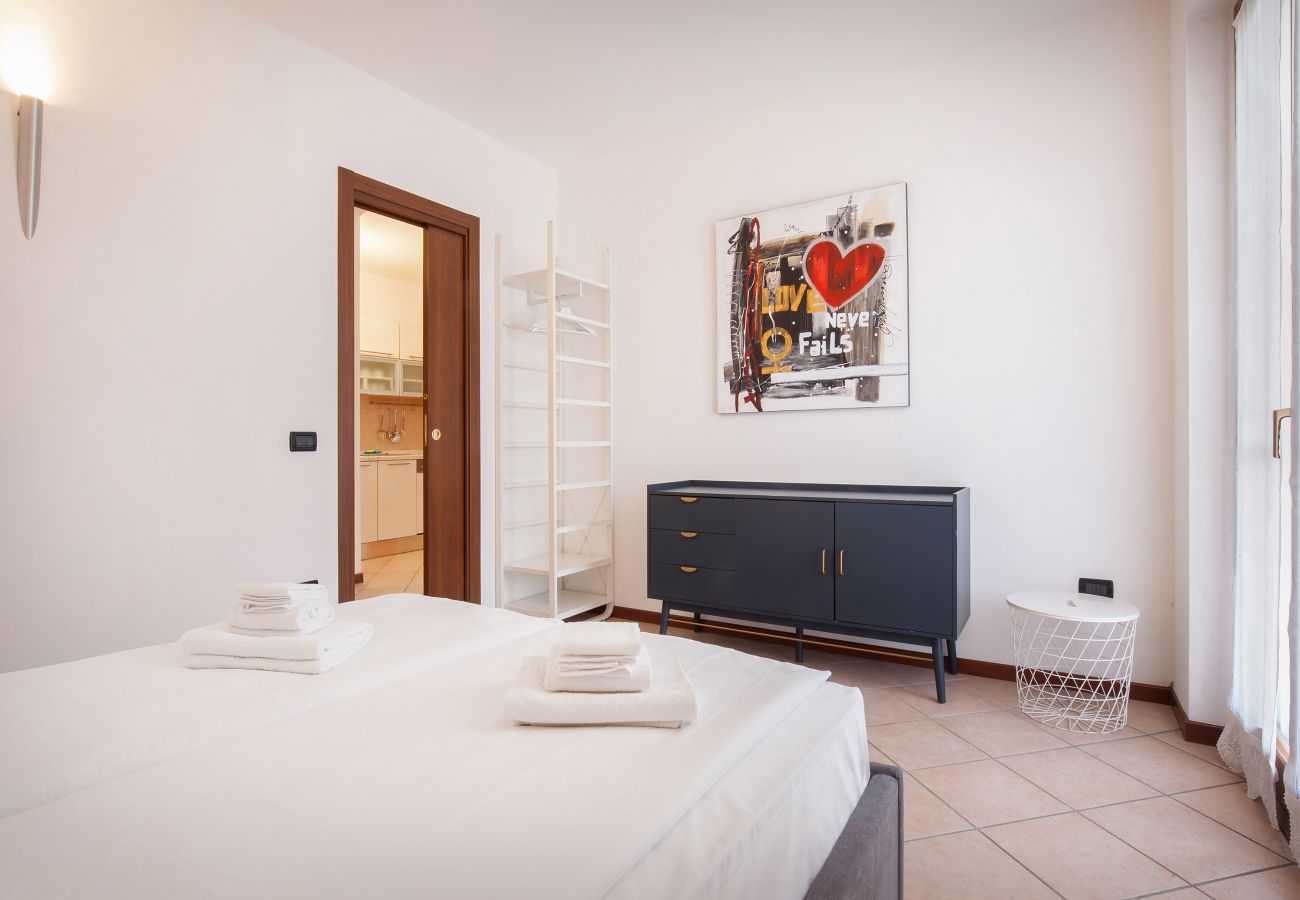 Apartment in Peschiera del Garda - La Fortezza Apartment