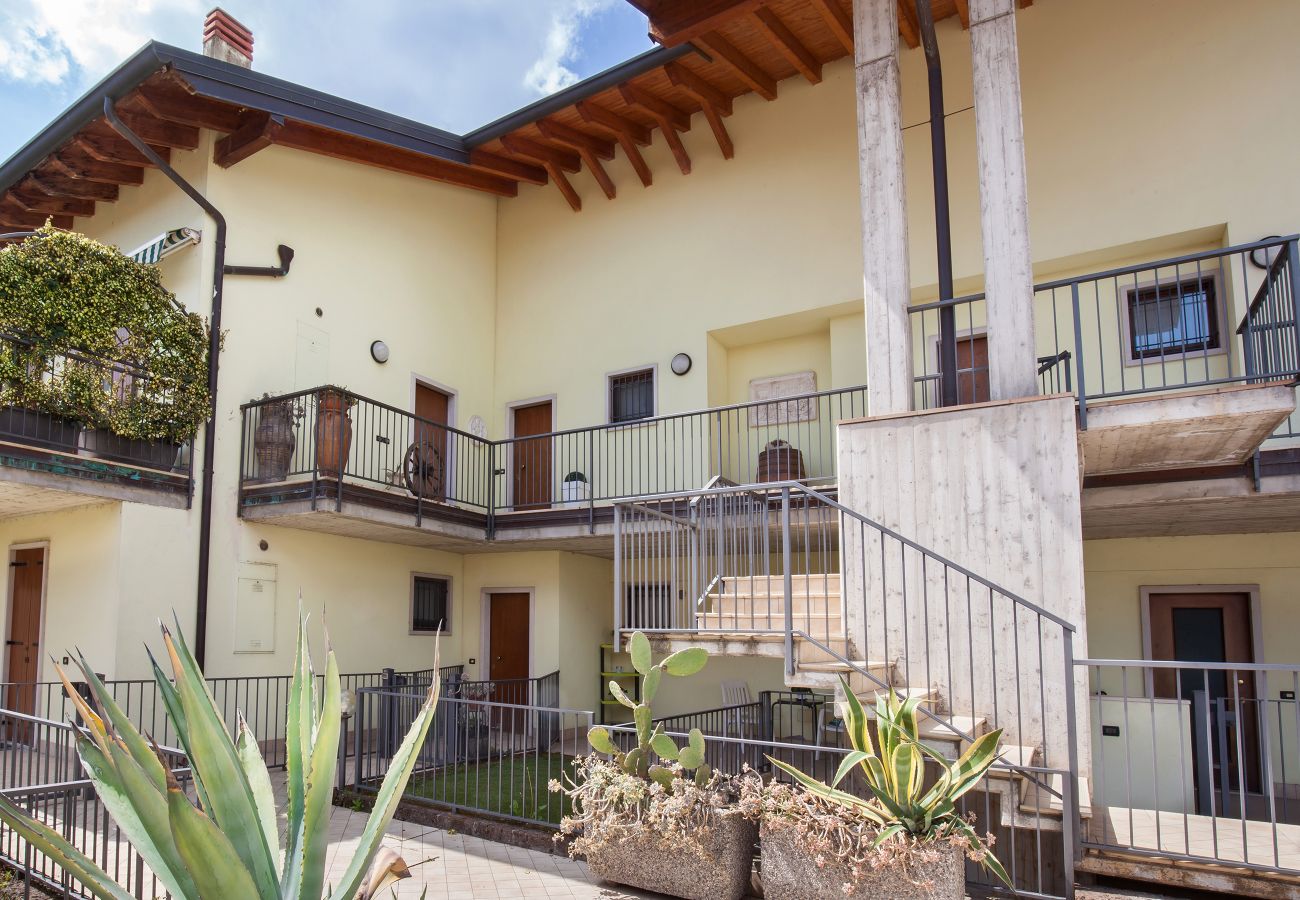 Apartment in Peschiera del Garda - La Fortezza Apartment