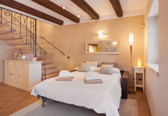 Apartment in Torri del Benaco - Apartment Casetta Alla Pozza in Torri Del Benaco Apartment in Torri del Benaco - Apartment Casetta Alla Pozza in Torri Del Benaco