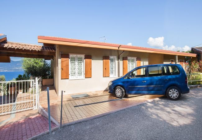 Apartment in Torri del Benaco - Apartment Erika with Lake view Apartment in Torri del Benaco - Apartment Erika with Lake view