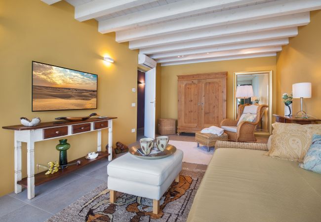 Villa in San Zeno di Montagna - Villa Montelago With Pool Villa in San Zeno di Montagna - Villa Montelago With Pool