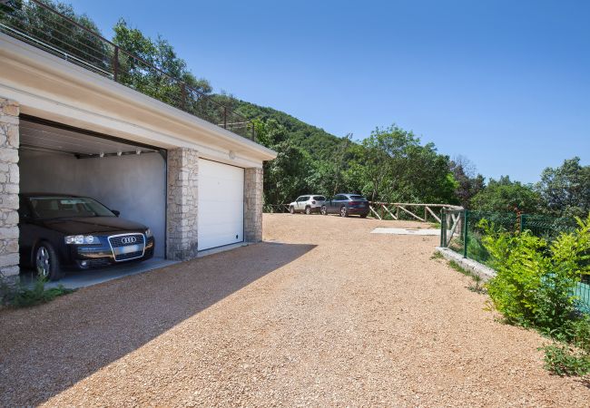 Apartment in Torri del Benaco - Paradise Apartment With Pool Apartment in Torri del Benaco - Paradise Apartment With Pool