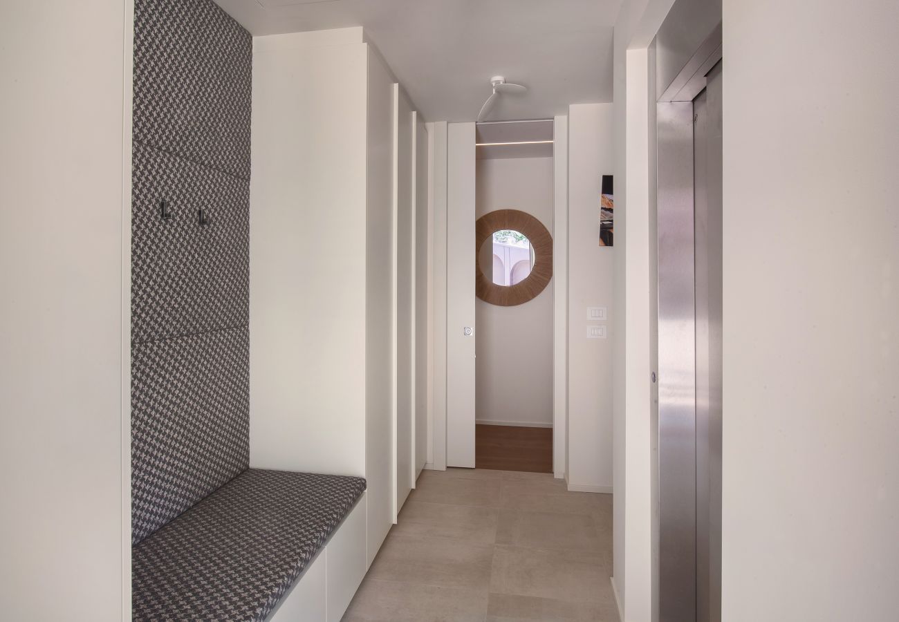 Villa in Manerba del Garda - Villa Grace with Pool on the Lake Villa in Manerba del Garda - Villa Grace with Pool on the Lake