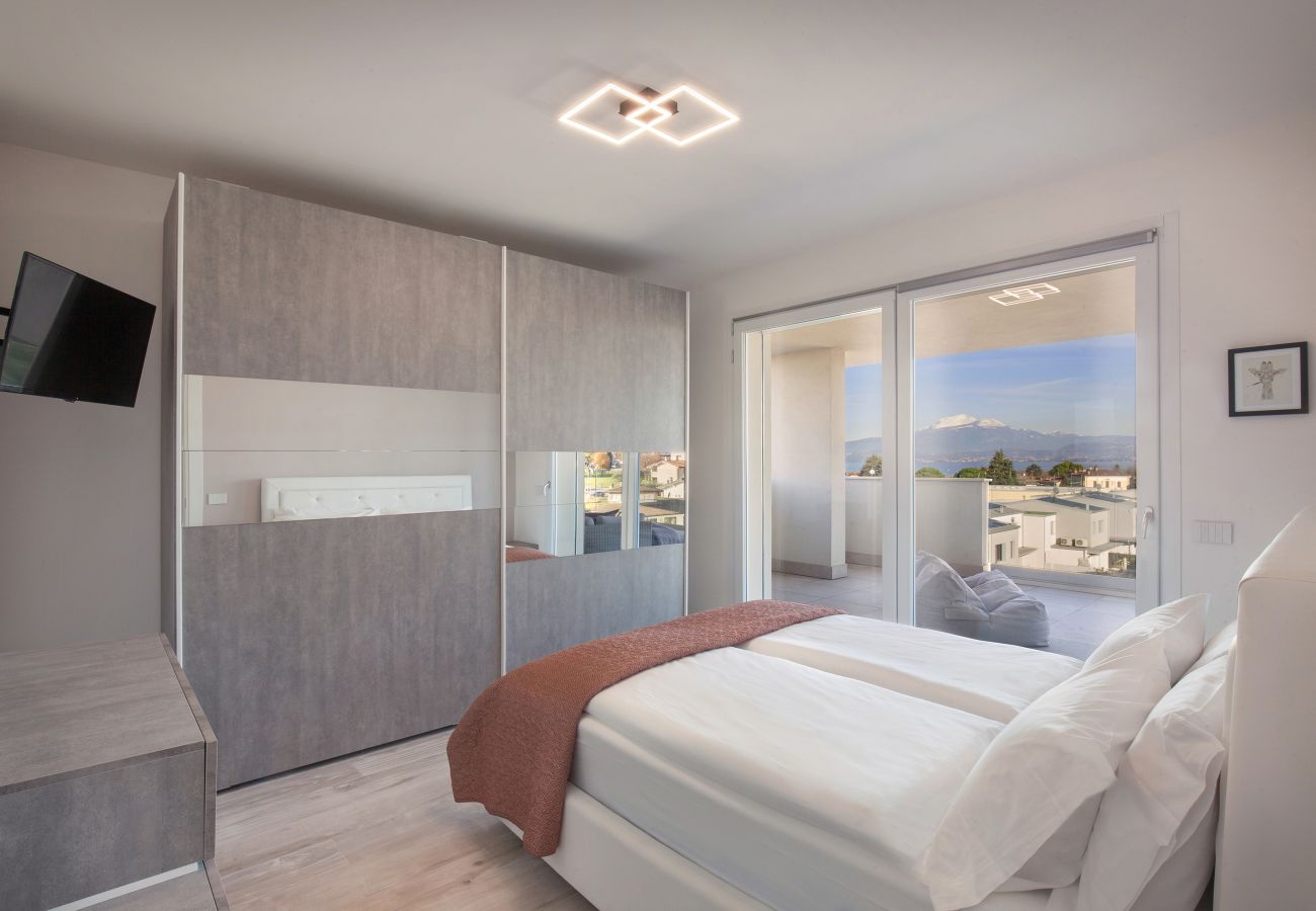 Apartment in Peschiera del Garda - Perla Garda Lake Apartment With Pool Apartment in Peschiera del Garda - Perla Garda Lake Apartment With Pool