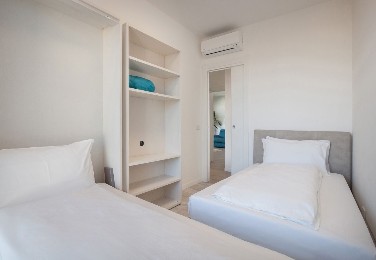 Apartment in Peschiera del Garda - Perla Garda Lake Apartment With Pool Apartment in Peschiera del Garda - Perla Garda Lake Apartment With Pool